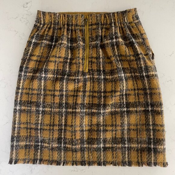 W Closet Plaid 100% Polyester Lined Mini Skirt w Fringe Detail Gold Blk Sz XS/S - Picture 8 of 14